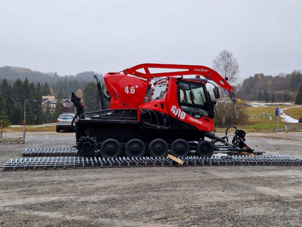 PARK SNOW Donovaly - PistenBully 600 W Polar