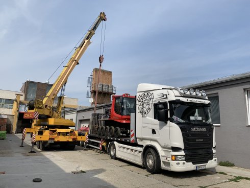 Obchodný a servisný tím dorazil s nakládkou do trnavskej pobočky.