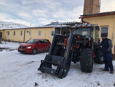 Majiteľ si svoj nový stroj Reform Mounty 110 V odparkoval.