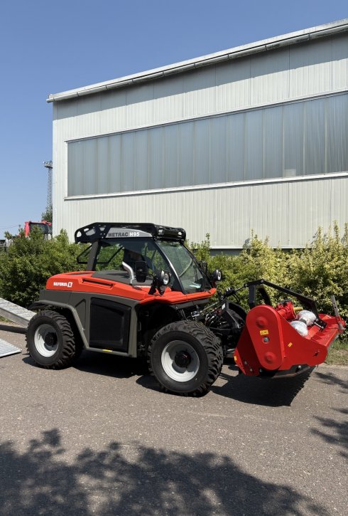 nakladáme REFORM Metrac H95