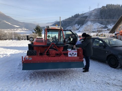 Mulčovač GF 2072 rozdrví akýkoľvek trávnatý porast na "mulč" (zostáva na mieste ako prírodné hnojivo).